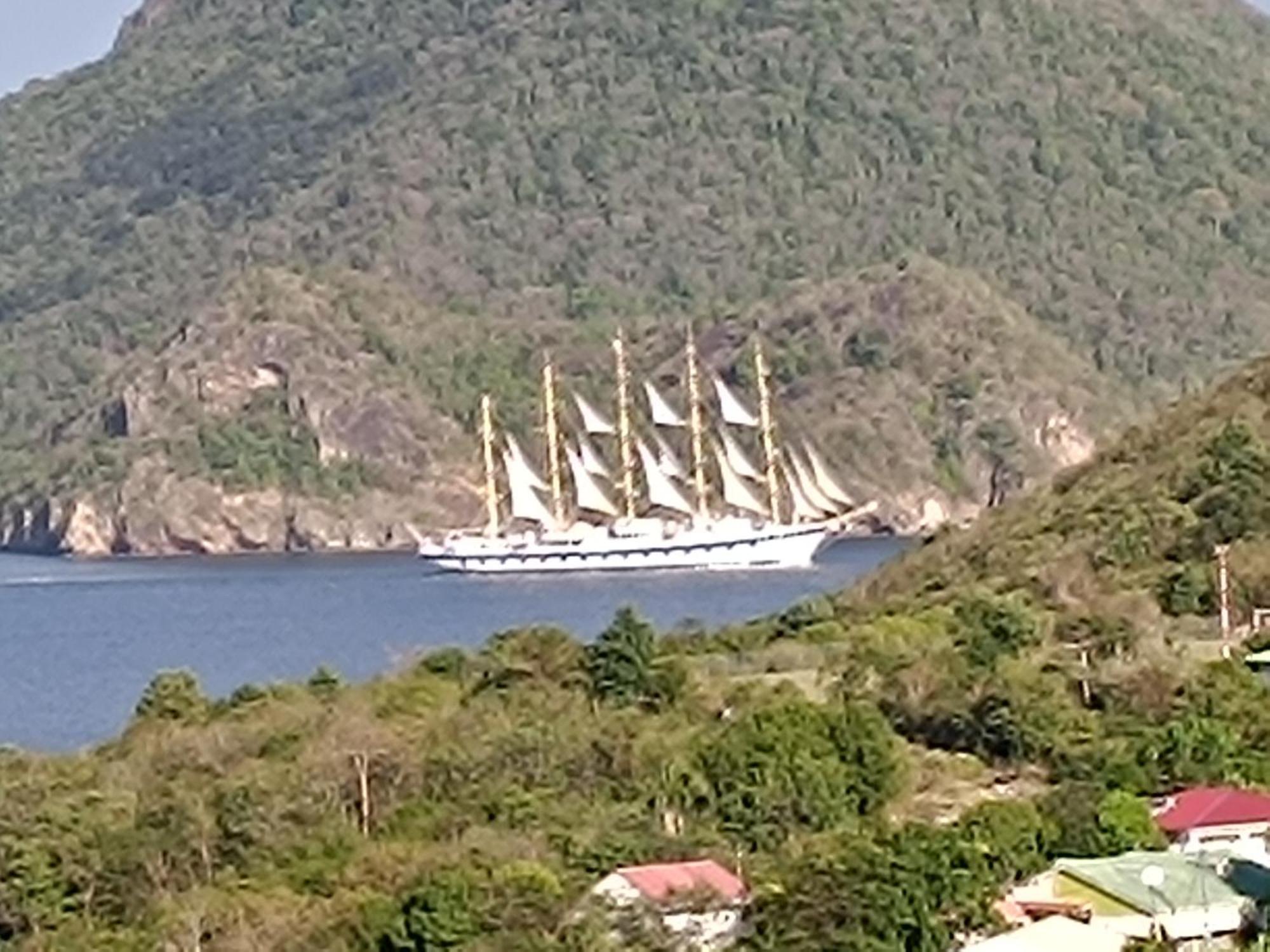 Ti Kaz Anoli Vue Epoustouflante Sur La Baie Βίλα Terre-de-Bas Εξωτερικό φωτογραφία